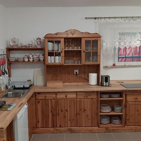 Dworek Pod Swierkami Jelenia Góra Exterior foto