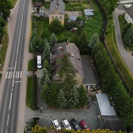 Dworek Pod Swierkami Jelenia Góra Exterior foto