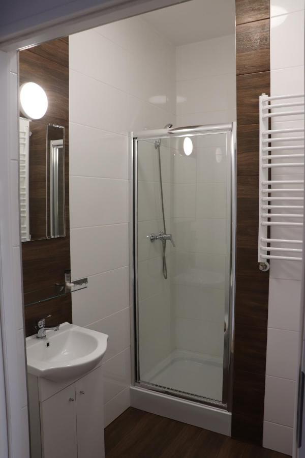 Dworek Pod Swierkami Jelenia Góra Exterior foto