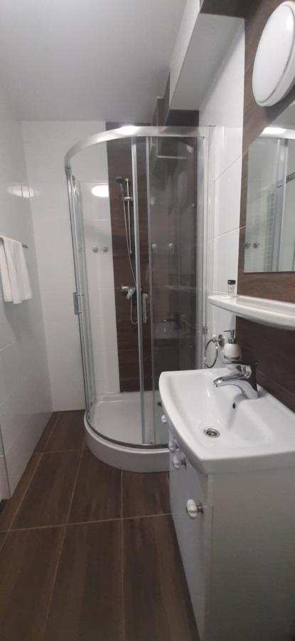 Dworek Pod Swierkami Jelenia Góra Exterior foto